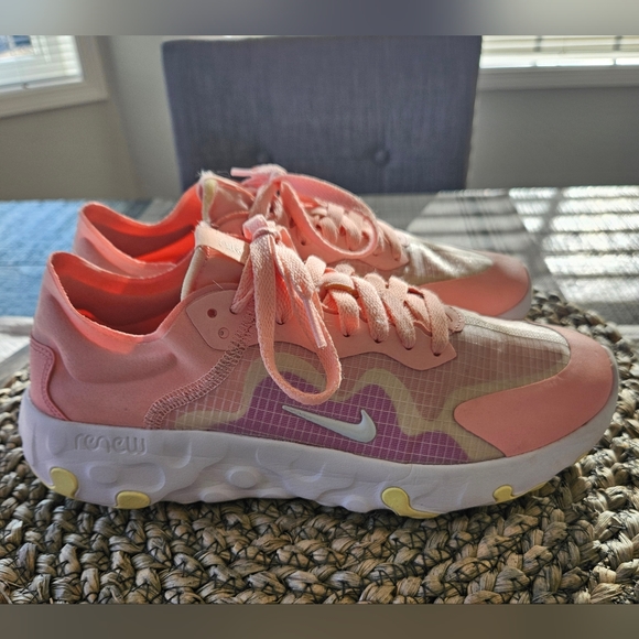 Nike Shoes - Womens Nike Renew Athletic Shoes
